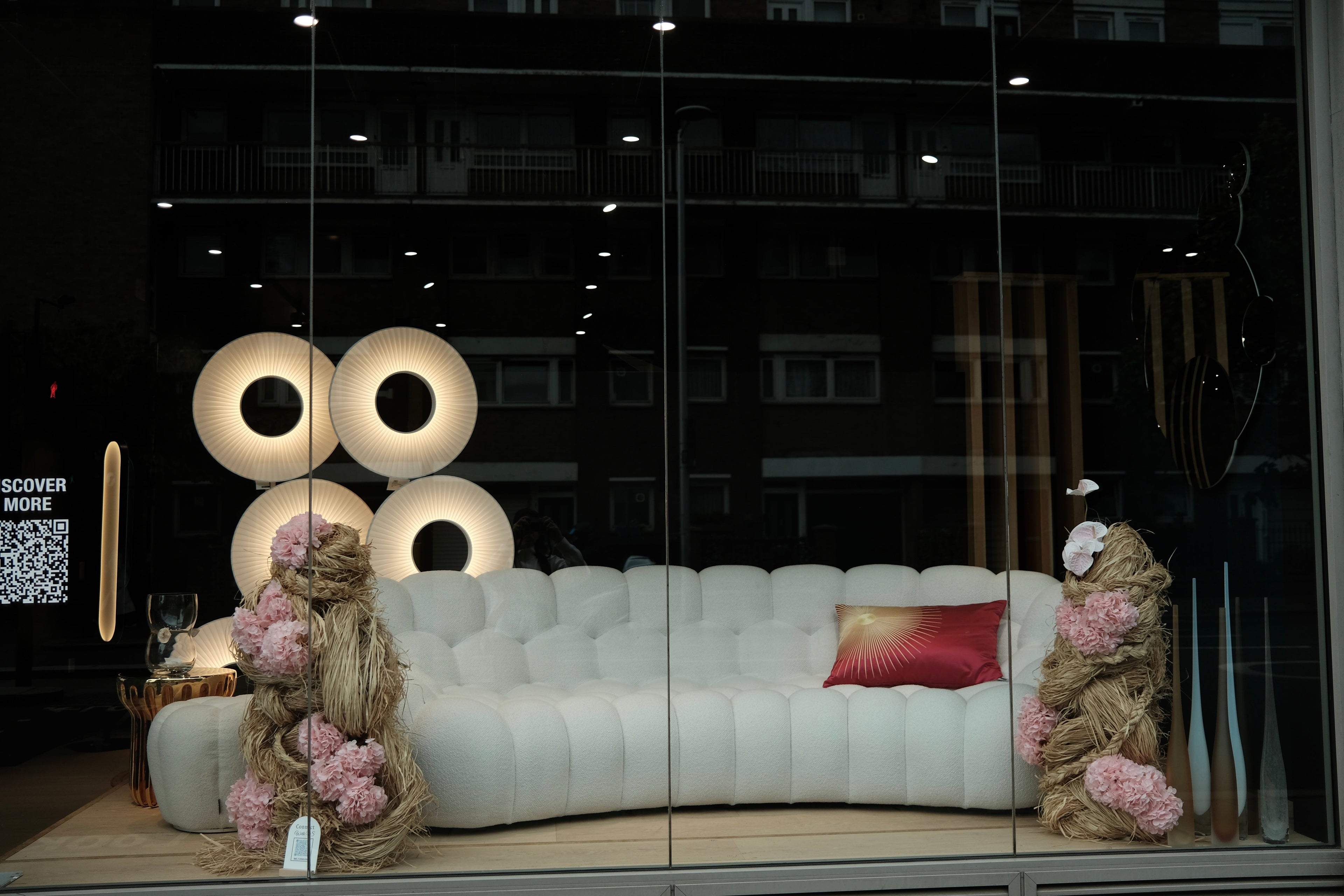 MD-FloraBloom x Roche Bobois at Chelsea in Bloom