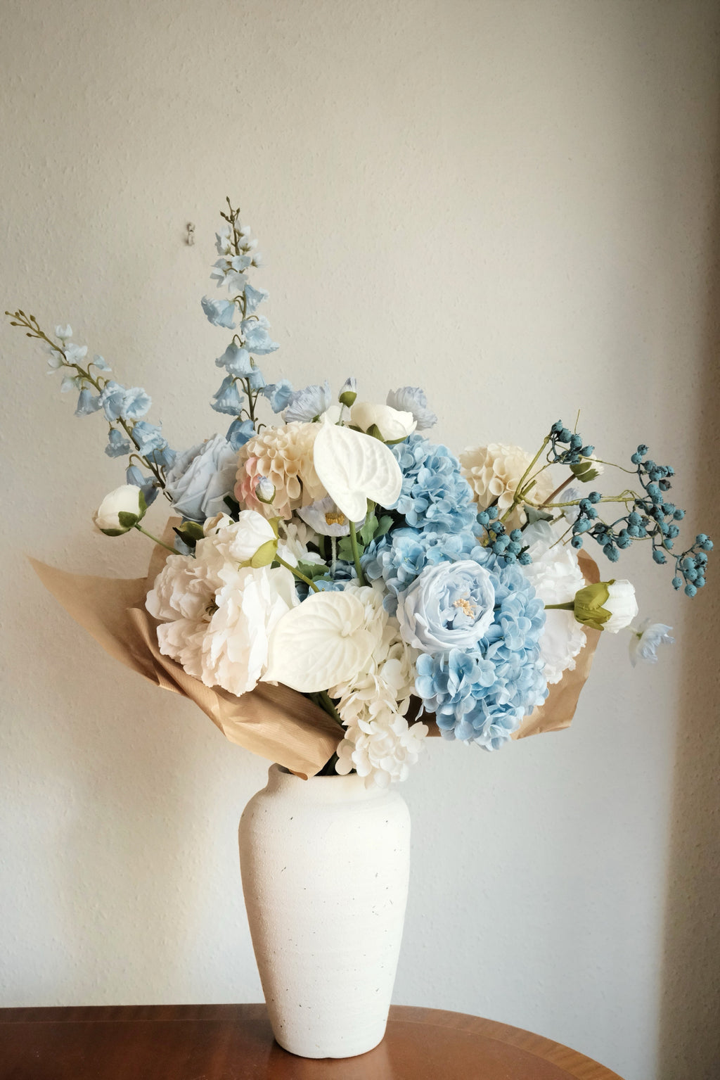 BLUE FLORA