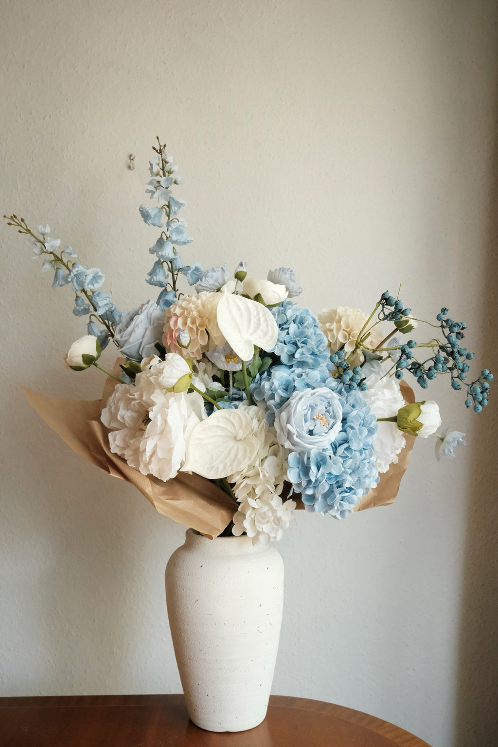 BLUE FLORA